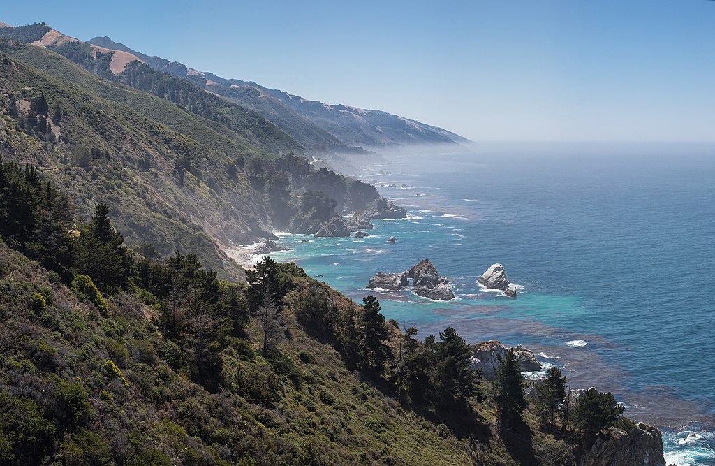 Picture of Big Sur and coastline